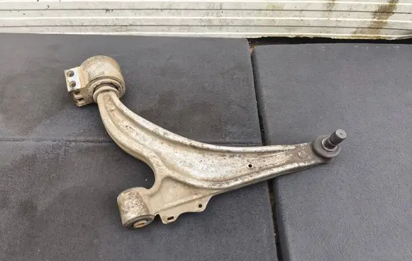 Opel Zafira C Front lower control arm/wishbone