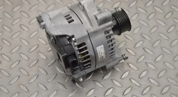 BMW 4 F32 F33 Generator/alternator 8645325