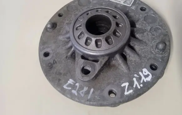 BMW 3 F30 F35 F31 Front upper strut mount 6881930