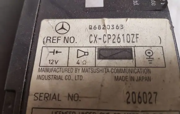 Mercedes-Benz ML W163 CD/DVD changer Q6820363