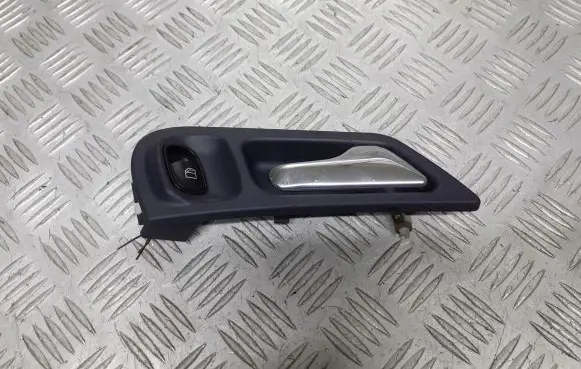 Mercedes-Benz C W203 Rear door handle trim 
