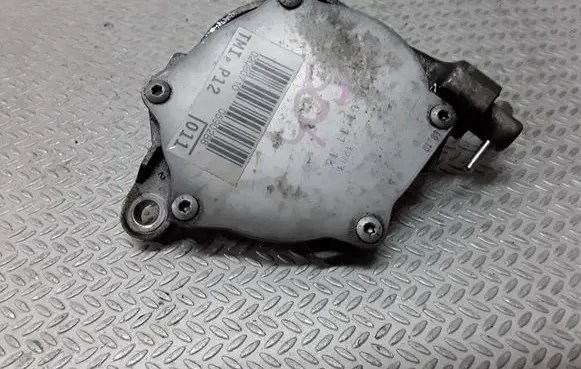 Toyota Yaris Vacuum pump