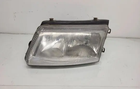 Volkswagen PASSAT B5 Headlight/headlamp 064411125L 04068727