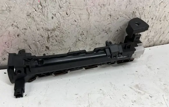 Mercedes-Benz E W211 Glove box lock A2116800184