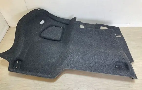 Volvo XC40 Trunk/boot side trim panel 31440891