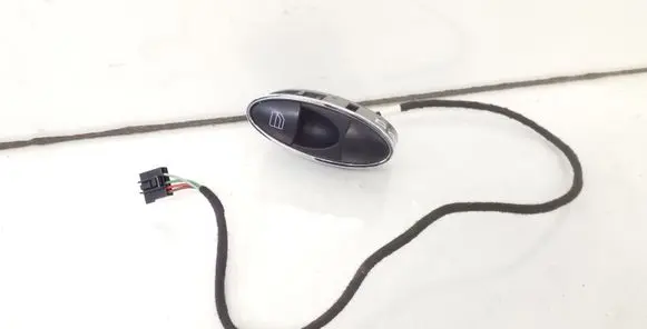 Mercedes-Benz E W211 Electric window control switch A2118219758