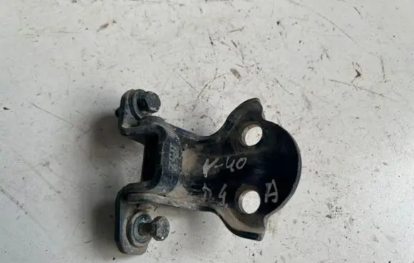 Volvo S40, V40 Rear door lower hinge
