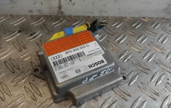 Audi A3 S3 8P Airbag control unit/module 8P0959655D 00370001YKR6 0285001700