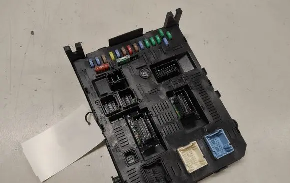 Peugeot 307 Comfort/convenience module 9660105680 216760315B 281133426A