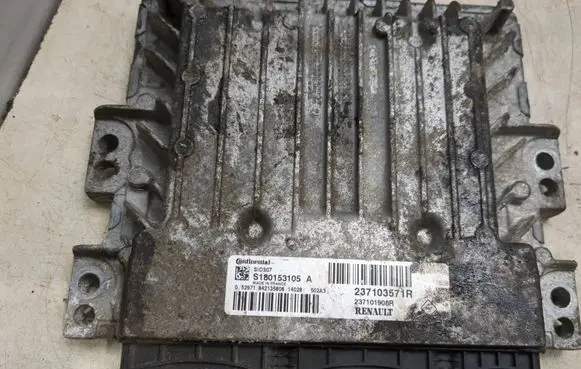 Renault Scenic III - Grand scenic III Engine control unit/module S180153105A 237103571R 237101908R