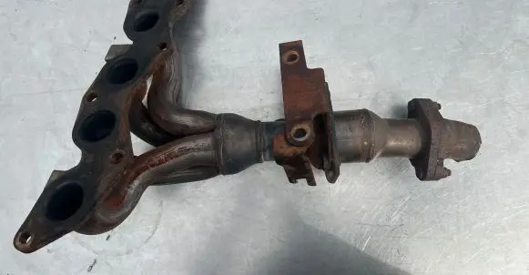Ford Mondeo Mk III Other exhaust manifold parts 1282035B 5543398-01