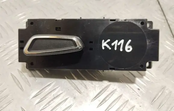 Ford Mustang VI Seat control switch FR3T14A701AA