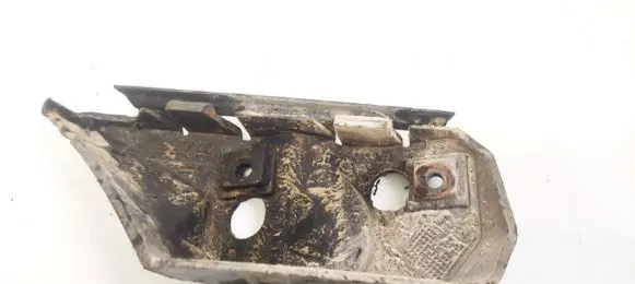 Volvo V50 Front bumper mounting bracket 30655875