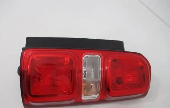 Citroen Jumpy Rear/tail lights 9808243080
