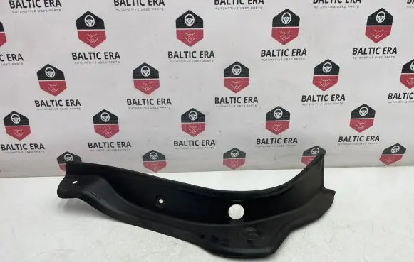 BMW 4 F36 Gran coupe Rear/tail light trim molding 7474489 3331210 BBP228201