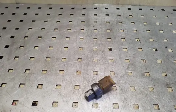 Peugeot 3008 I Air conditioning (A/C) pressure sensor 9653027380