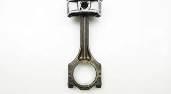 Volkswagen Golf V Piston with connecting rod