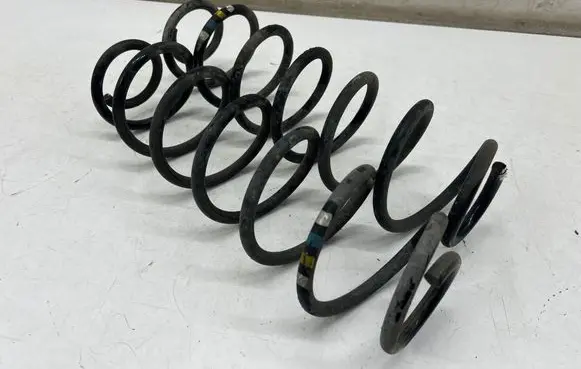 Opel Crossland X Rear coil spring