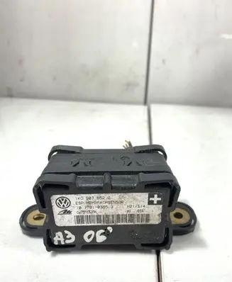 Audi A3 S3 A3 Sportback 8P ESP acceleration yaw rate sensor 1K0907652C
