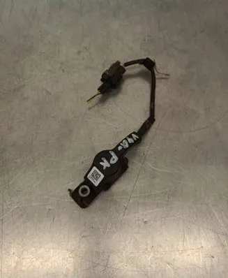 Volvo V40 Airbag deployment crash/impact sensor P31305432