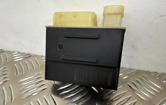 Opel Grandland X Glow plug pre-heat relay 018010953 9662570880 BCP2004
