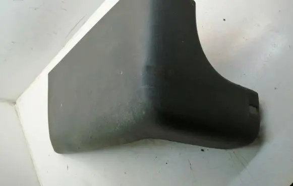 Rear bumper corner part panel trim