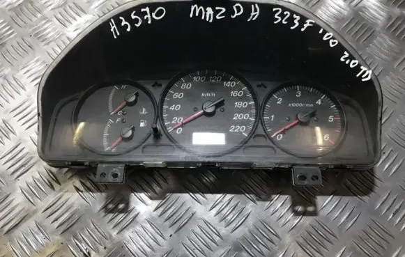 Mazda 323 F Speedometer (instrument cluster) bj3a 0f07