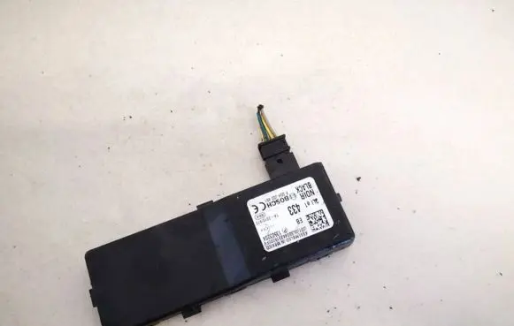 Opel Insignia A Antenna control unit 13503204