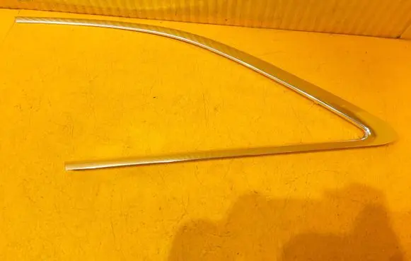 Mercedes-Benz A W177 Rear vent window glass 
