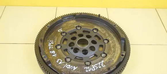 Audi A3 S3 8P Dual mass flywheel 06J105266B BZB