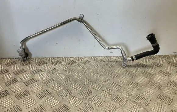 BMW 5 F10 F11 Engine coolant pipe/hose 8516591