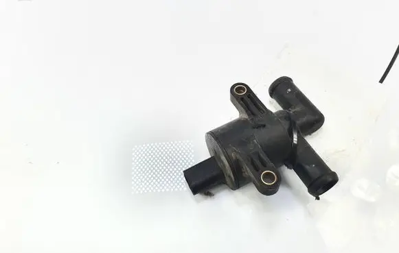 Audi A8 S8 D4 4H Electric auxiliary coolant/water pump 4H0121671B
