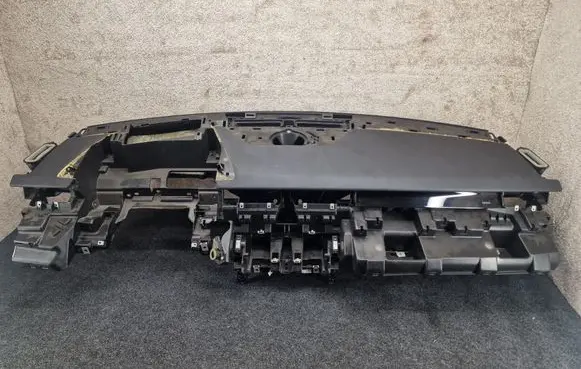 Land Rover Range Rover Velar Dashboard J8A2044A74BE J8A2044A74 J8A204320
