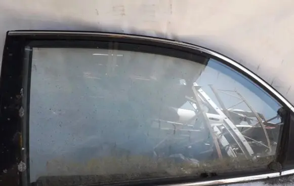 Mazda Xedos 6 Rear door window glass