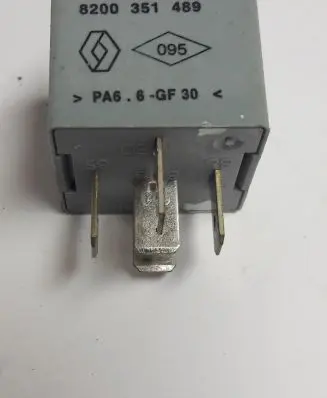 Renault Scenic III - Grand scenic III Other relay 8200351489