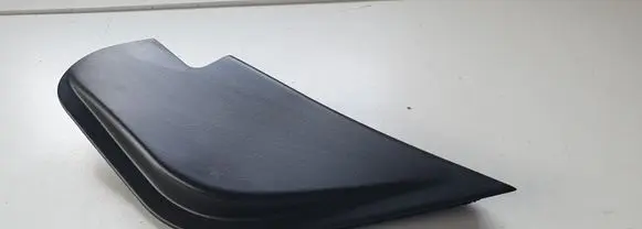 Nissan Qashqai+2 Front door glass trim molding
