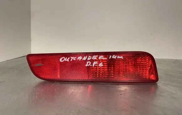 Mitsubishi Outlander Rear bumper light 1149224R