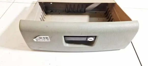Dodge Grand Caravan Glove box b6cs58954ab 64577b
