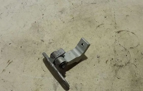 Volvo V60 Rear door upper hinge 31468521