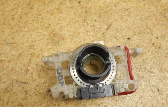 Toyota Land Cruiser (J100) Steering angle sensor 843106A720