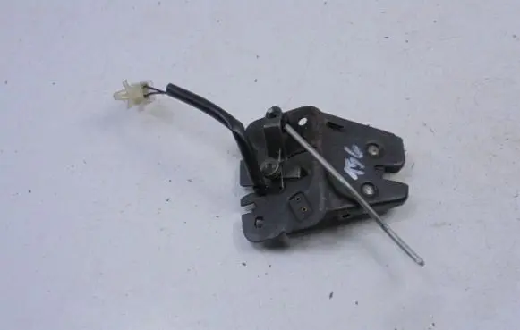 Alfa Romeo 156 Tailgate/trunk/boot lock/catch/latch