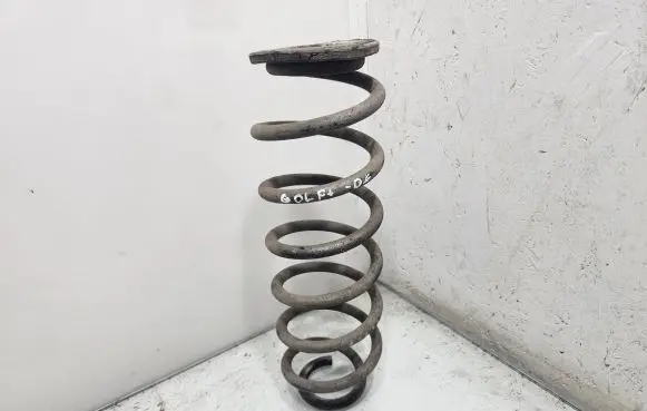 Volkswagen Golf Plus Rear coil spring