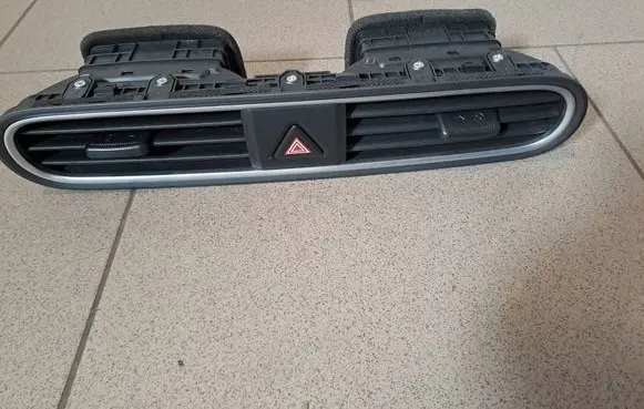 Hyundai Kona I Dash center air vent grill 97410J9000