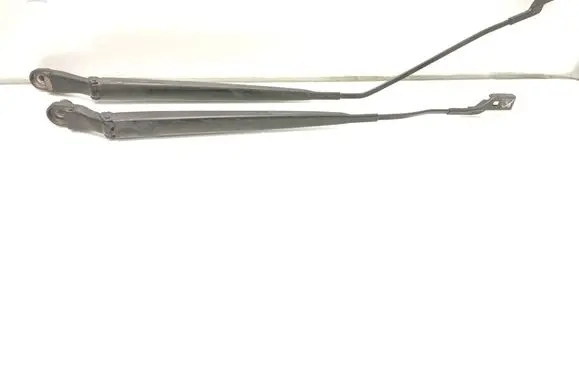Opel Mokka X Front wiper blade arm 31446 31744