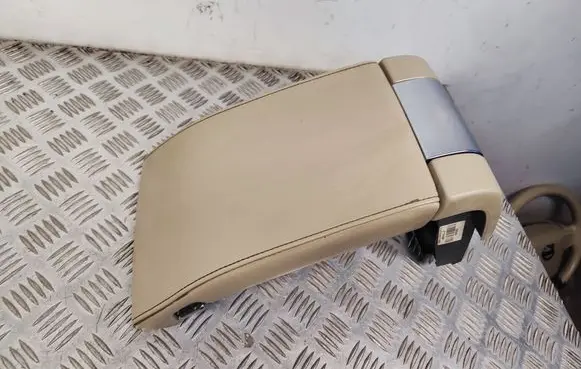 Volvo S80 Armrest 377799