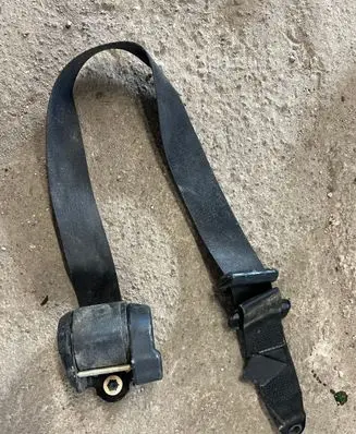 Opel Frontera B Rear seatbelt