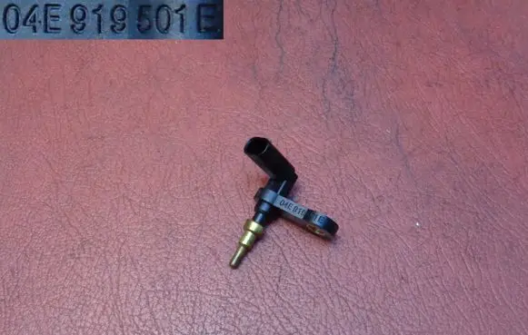 Skoda Kodiaq Coolant temperature sensor 04E919501E