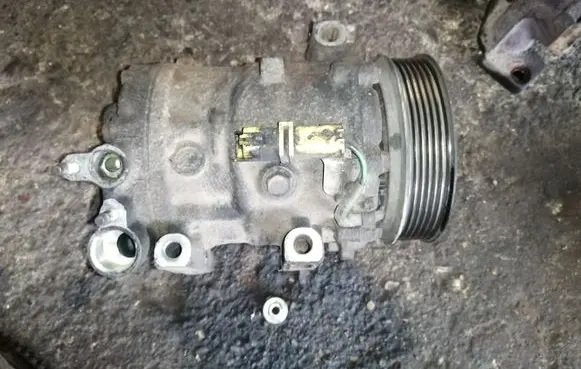 Peugeot 407 Air conditioning (A/C) compressor (pump)