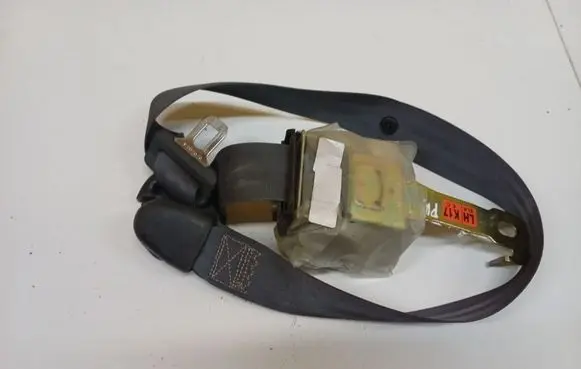 Hyundai Lantra II Front seatbelt 044073
