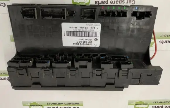 Mercedes-Benz E W211 Fuse box set 2115454501 2115456801
